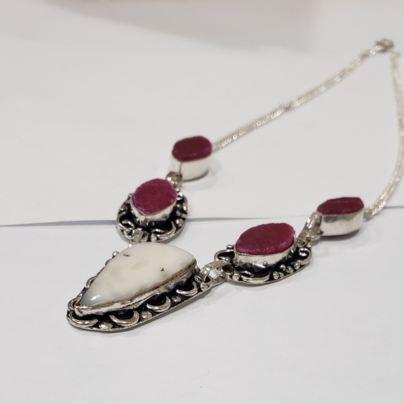 Handmade Mother Of Pearl Druzy Gemstone 925 Necklace - Picture 4 of 11